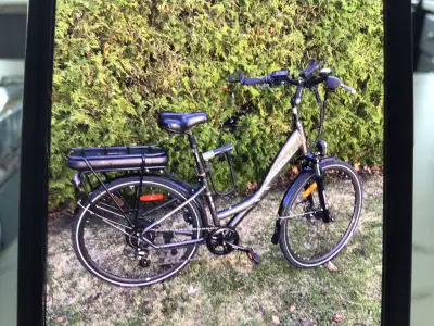 Vélo electrique Minelli  hybride, View more