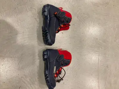  bottes de ski de fond enfant, View more