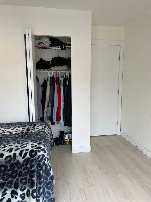 1 Bright furnished private BR in a 2 BR suite near Joyce Station in Room Rentals & Roommates in Vancouver - Image 10