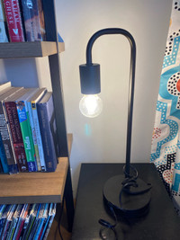 Table lamp