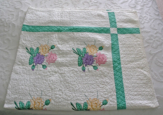 Hand Stitched and Hand Embroidered Cotton Blanket (Vintage) in Arts & Collectibles in Guelph
