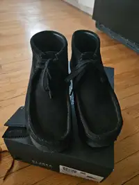 Clarks Original Wallabee boots black suede size 10