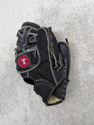 Trex 3000 XLT baseball glove 11” RHT, View more