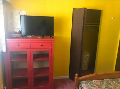 Furnished Private Room Available for Rent- Vancouver