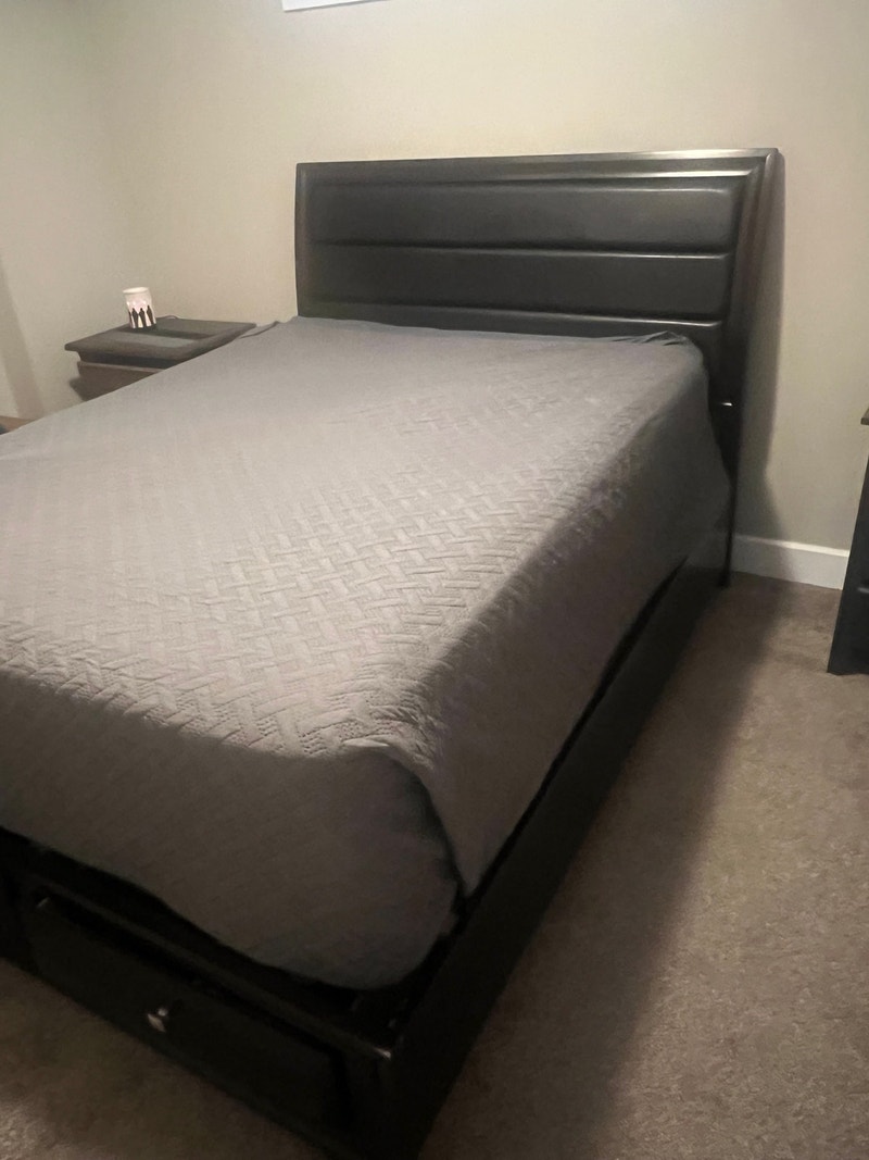 Moving Sale Queen Bed and Other Furniture Beds & Mattresses