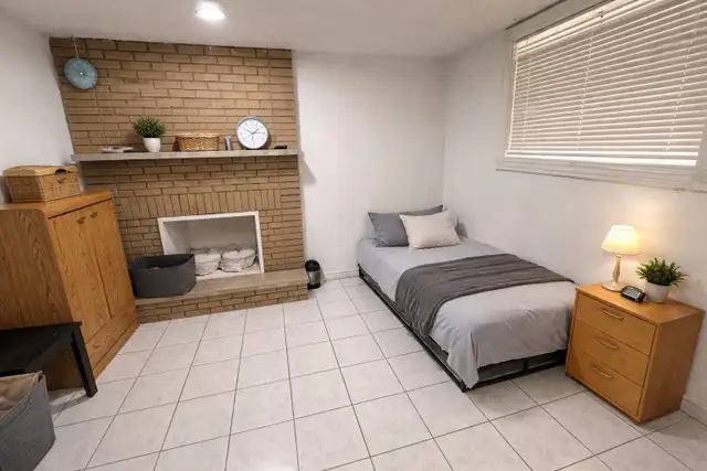 Room for Rent – Etobicoke (Bankview Circle)