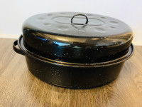 Oval roasting pan with rack