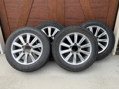 Selling a complete set of OEM Lexus LX570 alloy wheels removed from a 2010 Lexus LX570. These are ge...