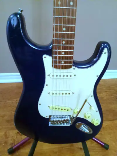 Jay Turser Stratocaster Electric Guitar , View more