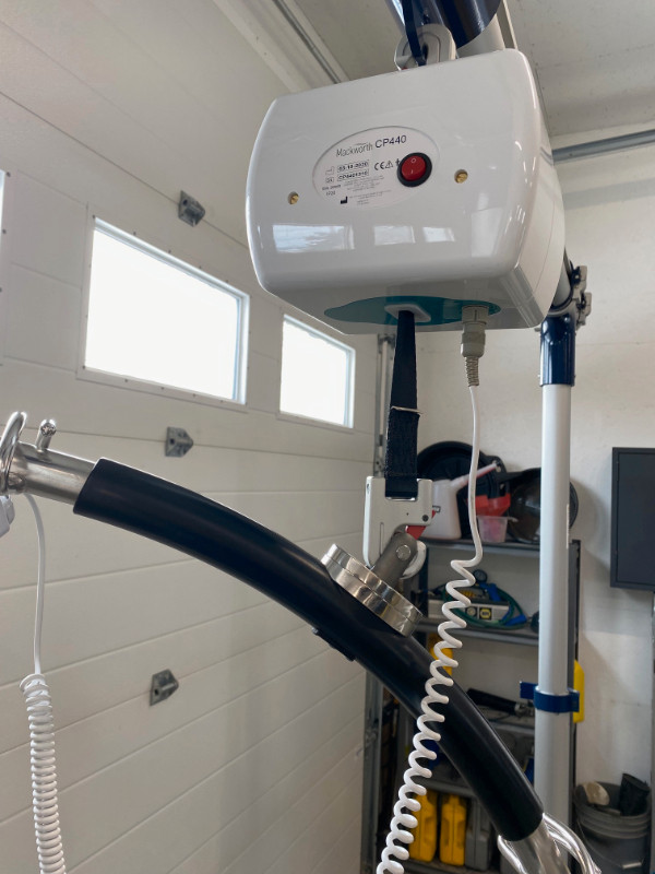 Portable 2 post patient lift  in Health & Special Needs in Saskatoon - Image 4