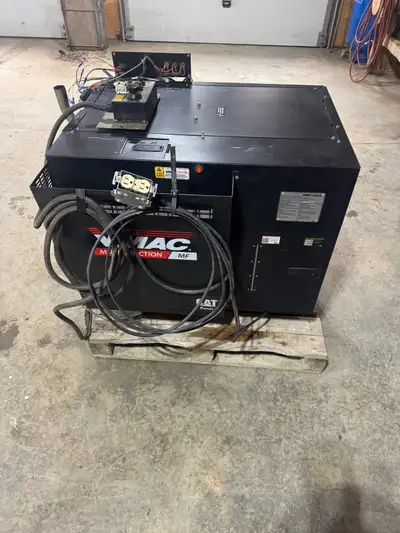 Selling my Vmac multi function. Cat powered 850 engine hours 70 compressor hours Has hydraulic pump...