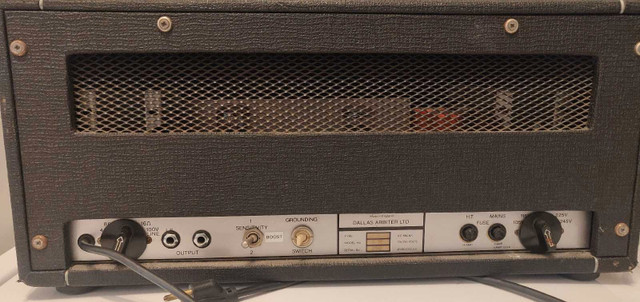 Sound City 50 plus Vintage guitar tube amplifier  dans Amplificateurs et pédales  à Saguenay - Image 3