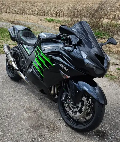 2013 Ninja ZX-14R, ABS, 1441cc. As new condition, zero issues, stories or surprises. Tasteful upgrad...
