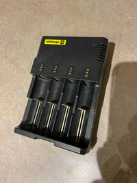 Nitecore i4 intellicharger - 18650 battery charger
