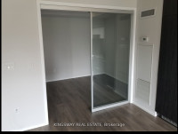 Looking for Roomate in Downtown Toronto