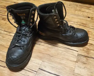 Men’s Daktoa Steel Toe Boots 10.5, View more
