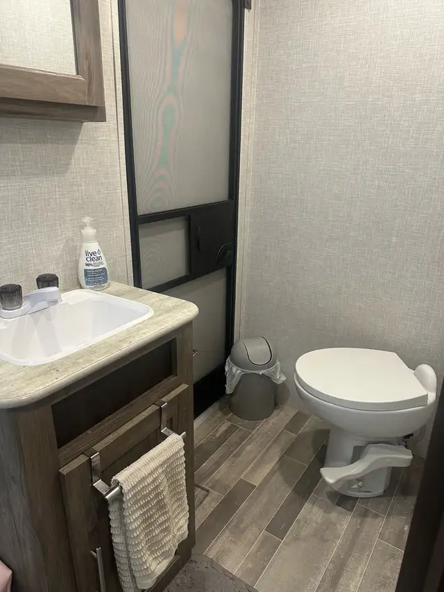 2021 Crossroads Zinger Travel Trailer in Travel Trailers & Campers in Trenton - Image 8