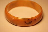1940's Bakelite Butterscotch With Brown Flecks Bangle_TESTED_