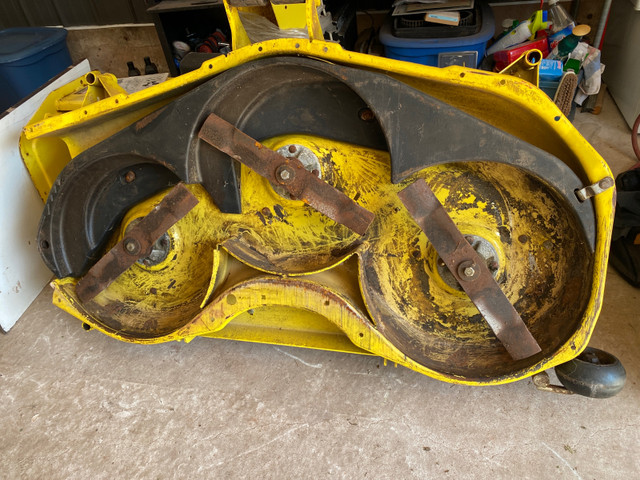 John Deere 48 in deck for x700 series  in Lawnmowers & Leaf Blowers in Summerside - Image 2