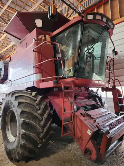 Late model fully loaded 4wd combine. Big top, rock trap, chopper, field tracker, LED lights all arou...