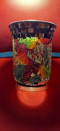 Beautiful stain    glass   vase