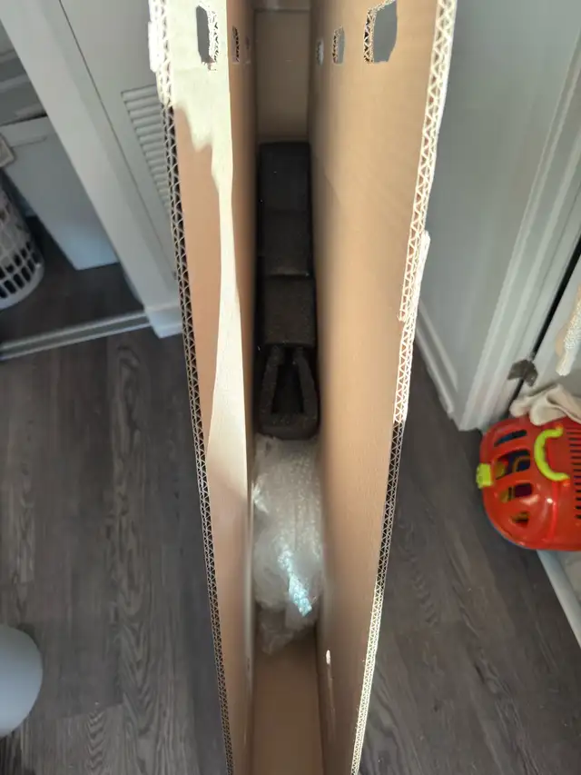 Home Depot TV Moving Box in TVs in City of Toronto - Image 3