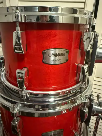 Mint condition with mint stock heads. Used gently at home. 10”, 12”, 14”, 16”, Red Autumn.