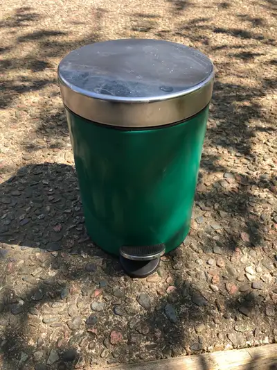IKEA Ekoln Step Garbage/Waste Can (1 gallon), View more