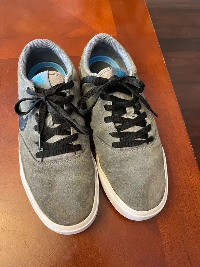 Men’s Nike SB Charge skate shoes - size 8.5 in Men's Shoes in Oshawa / Durham Region - Image 3