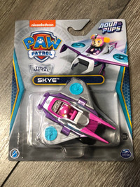 Skye  paw patrol plane