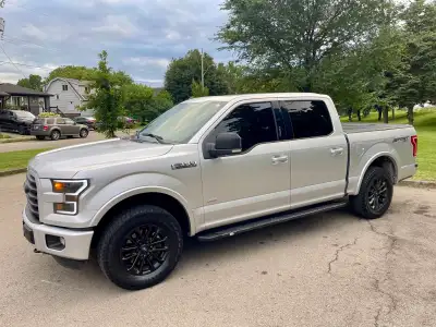 2016 Ford F-150 SuperCrew XLT SPORT 302A package fully loaded 2.7L Ecoboost 6 speed automatic 4x4 no...