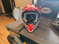 Casque Moto, Quad, hors route, comme neuf !!