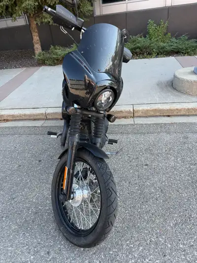 Selling my 2015 Dyna Street Bob. Second owner, well cared for, and ready to ride. The bike has 33,xx...