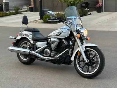2013 Yamaha V Star XVS950 All original, bought new in 2016 at Riverside Yamaha Edmonton. New tires,...