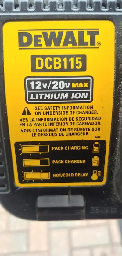 DeWalt,drill/driver mint ,with charger and 3 batteries !!!, View more
