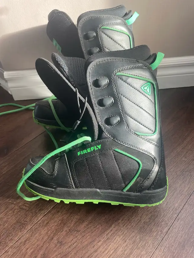 Firefly Snowboard boots size US 6 JR in Snowboard in Kitchener / Waterloo - Image 5