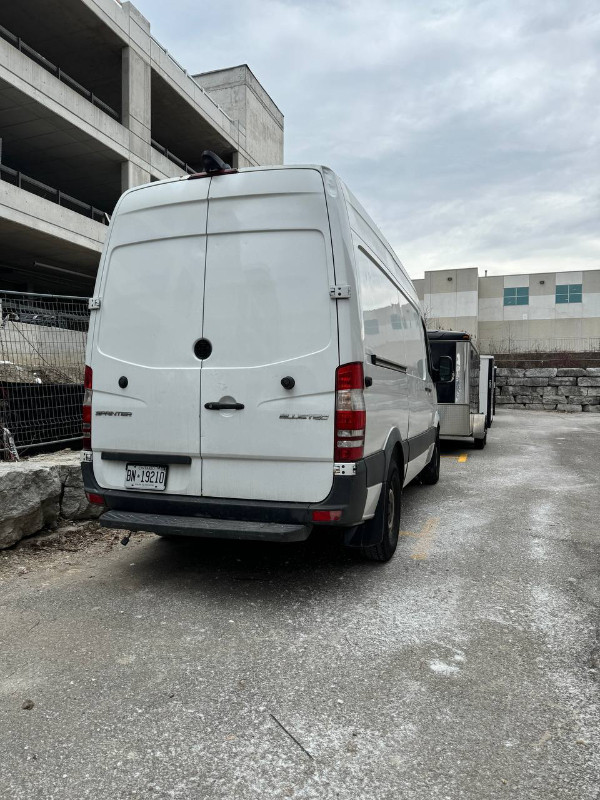 2016 Mercedes-Benz Sprinter RWD 2500 144 in Cars & Trucks in Markham / York Region - Image 3