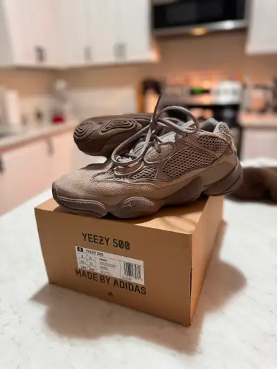 Yeezy 500 “Ash Grey” Size 8US, View more