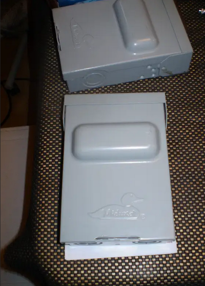 MIDWEST U065P MANUAL LOCKOUT/DISCONNECT SWITCH BOX.$15, View more
