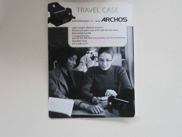 2 Différents étuis pour ARCHOS 605 80g dans Accessoires pour iPad et tablettes  à Longueuil/Rive Sud - Image 3