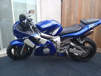 *** WILL NOT RESPOND TO "IS THIS AVAILABLE" IF YOU SEE IT, IT IS! *** *** PICKUP ONLY *** Mint Condi...