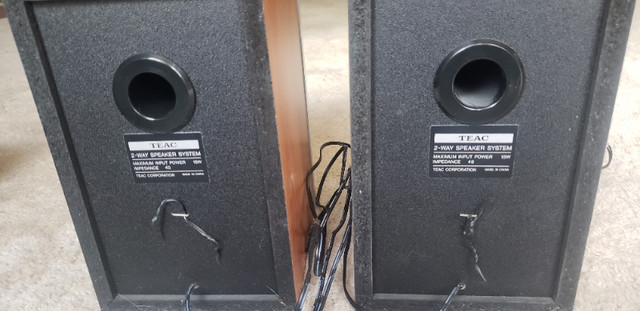 TEAC book shelf speakers in Speakers in Kitchener / Waterloo - Image 4