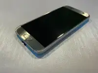 Samsung Galaxy S7 32GB Silver - UNLOCKED - 10/10 - READY TO GO!