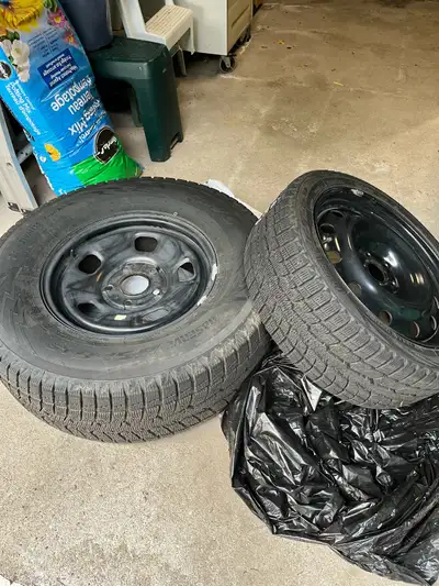 Brand new winter tires from Toyo with rims. $1,500 obo Truck tires: Toyo Observe GSi P285/70 R17 117...