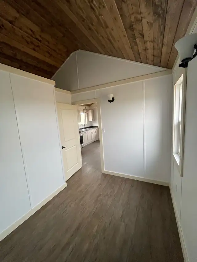 Cabin for Sale in Other in Grande Prairie - Image 5