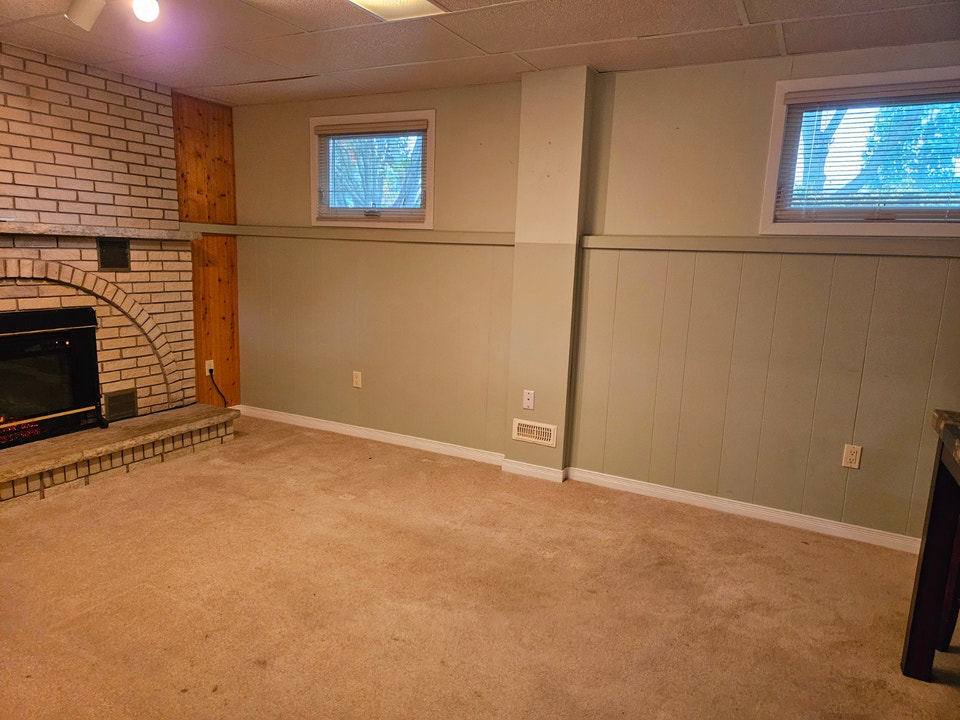 FOR RENT 2 Bedroom basement apartment St.Catharines, ON 2