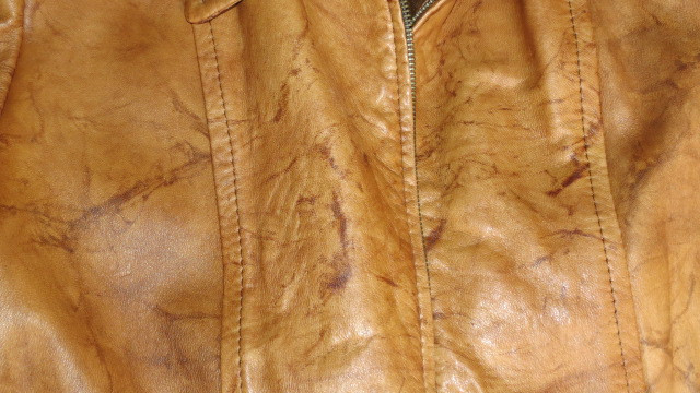 veste en cuir véritable dans Femmes - Hauts et vêtements d'extérieur  à Lanaudière - Image 4