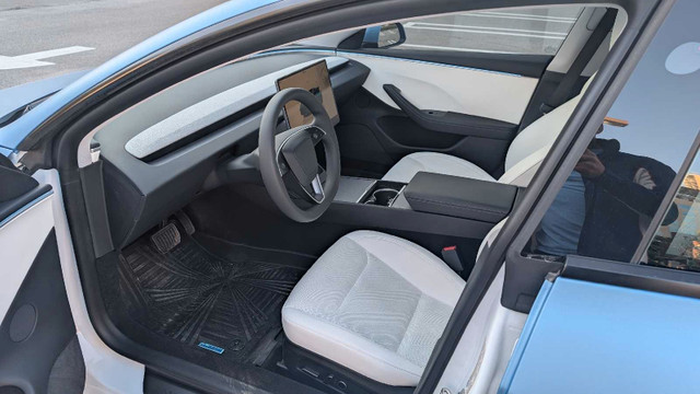 2024 Tesla Model 3 Long Range AWD in Cars & Trucks in Mississauga / Peel Region - Image 4