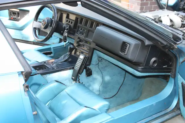 1987 Classic Corvette in Classic Cars in Penticton - Image 4