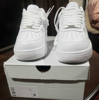 Airforce 1 brand new black and white sizes (6 to 13)